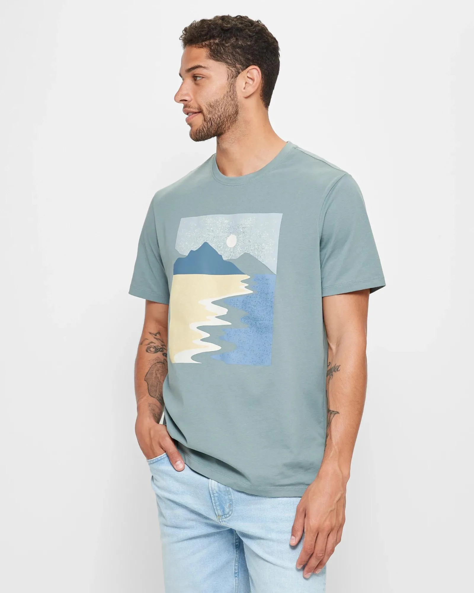 popular  Shoreline Print T-Shirt